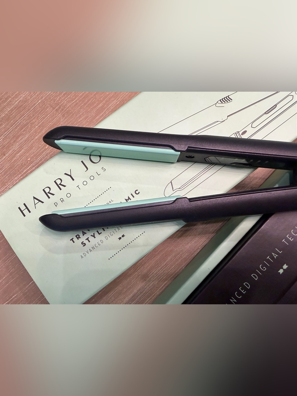 BNIB Harry Josh Pro Tools Travel Straightener - Picture 3 of 8